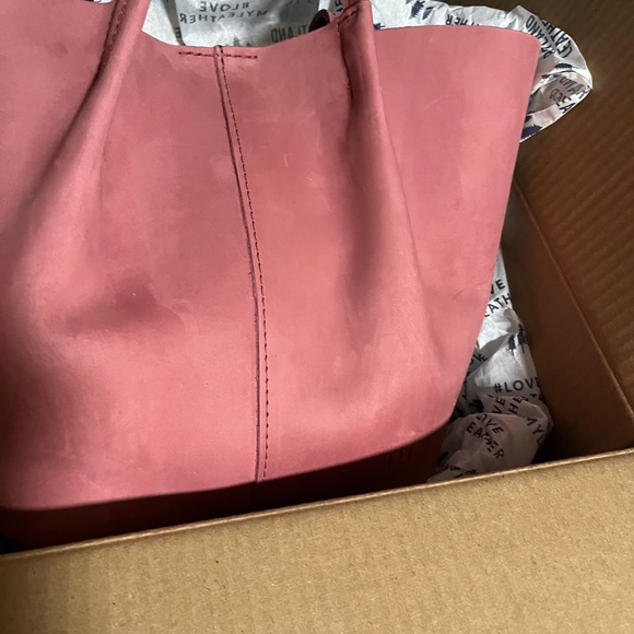 Portland Leather Handbags - Portland Leather Goods 
Foxglove large Devan. 
New unused
